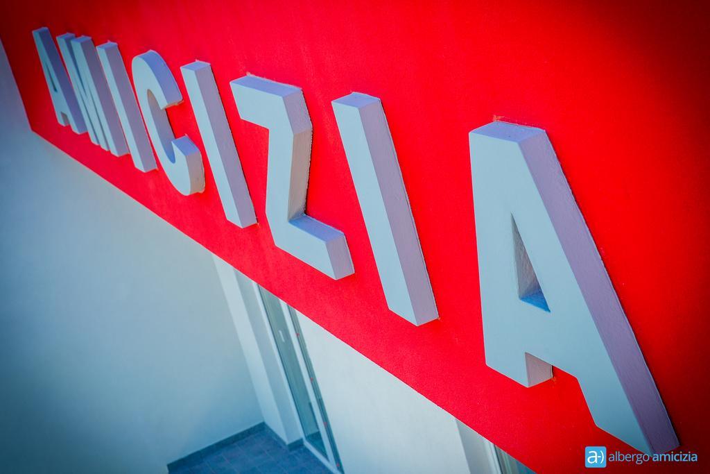 Hotel Amicizia Rimini Buitenkant foto
